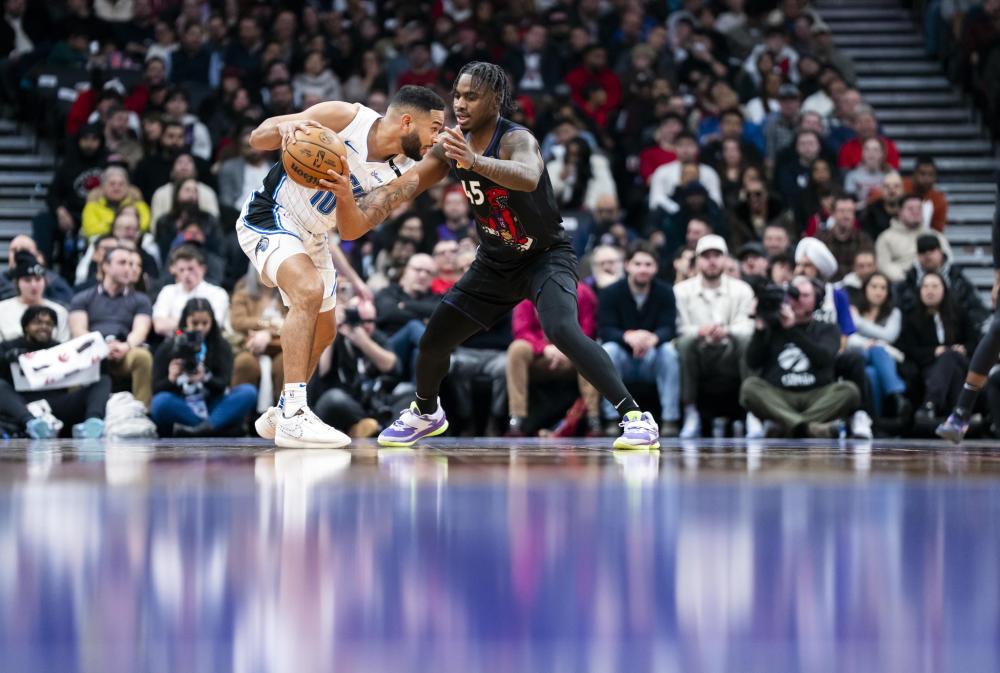 多方面的 多方面的