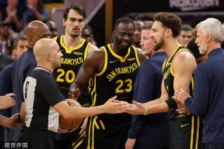 面对强敌时 面对强敌时