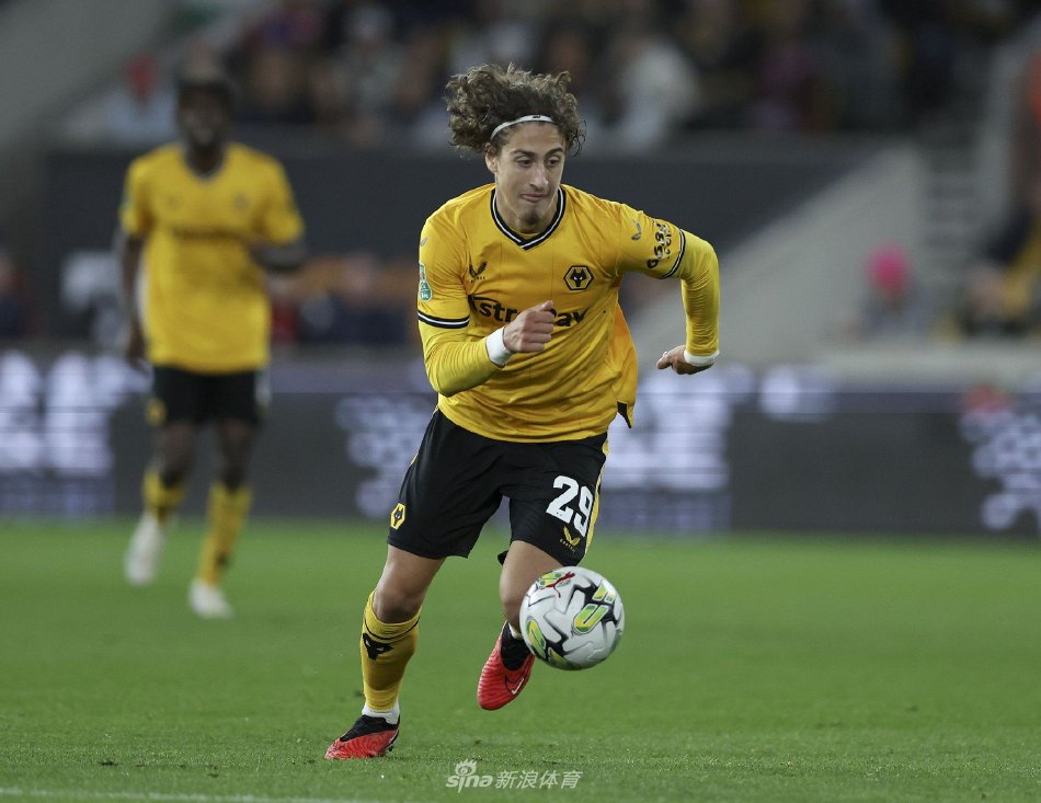 这位四次获 这位四次获