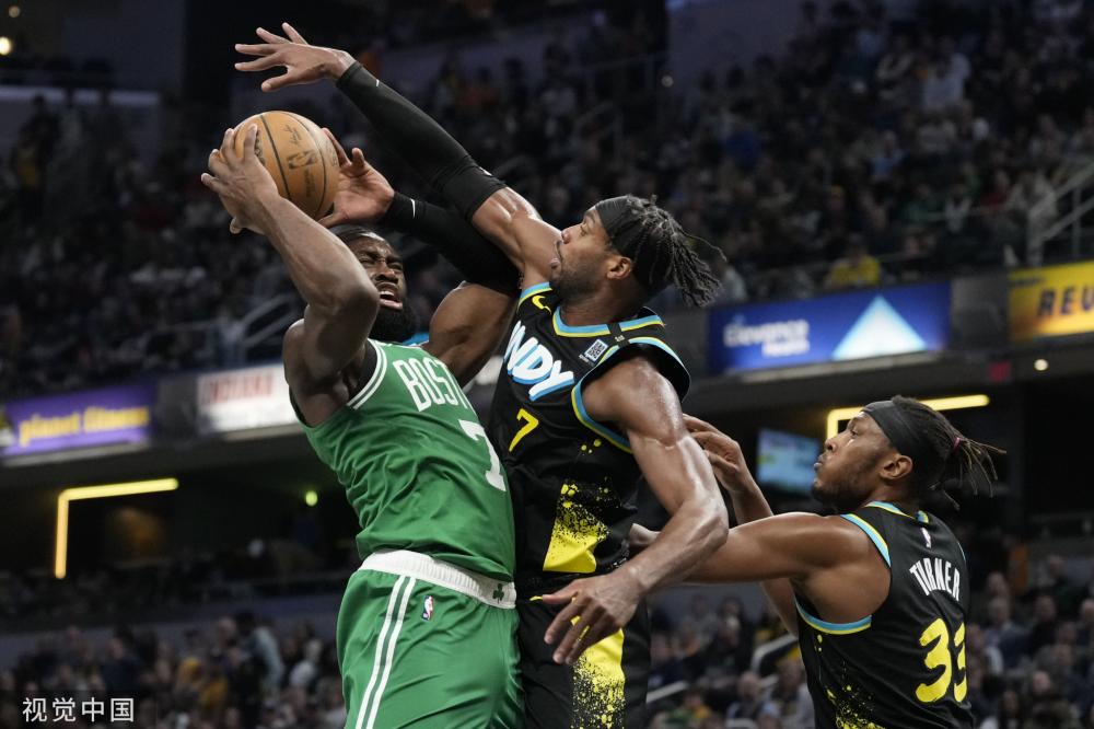 都在为阵容 都在为阵容