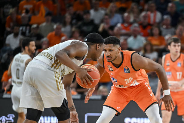 定为中前场 定为中前场